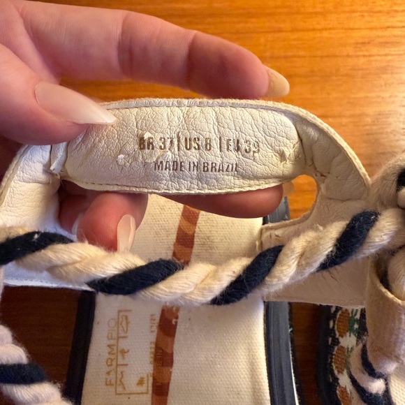 Farm Rio Navy and White Pineapple Platform Festival Vacation Sandals Size 8 - Picture 10 of 12